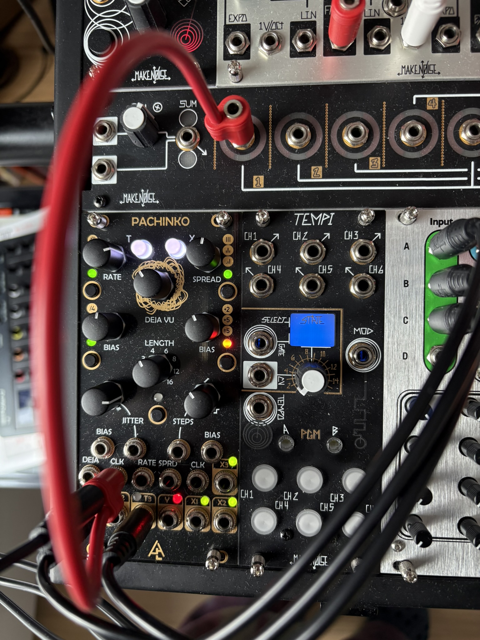 Pachinko + Tempi detail